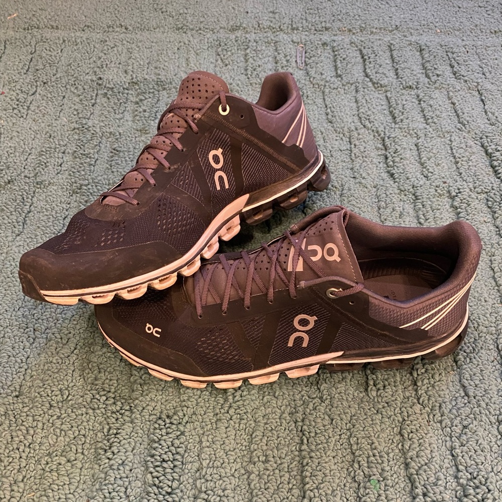 Men’s On Cloudflow shoes